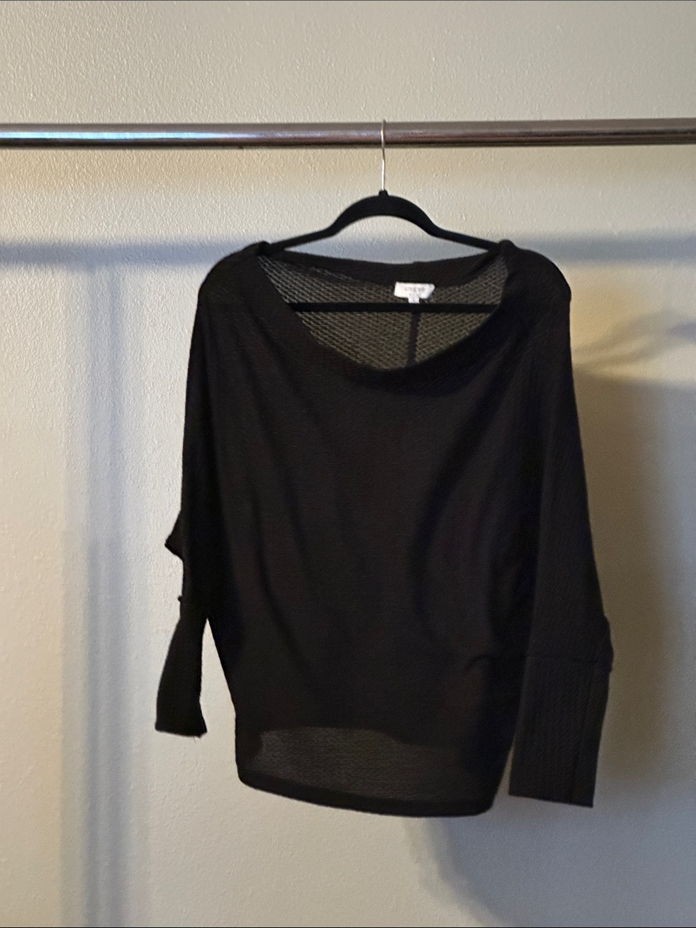 Umgee Black Scoop Neck Lightweight Knit Pullover